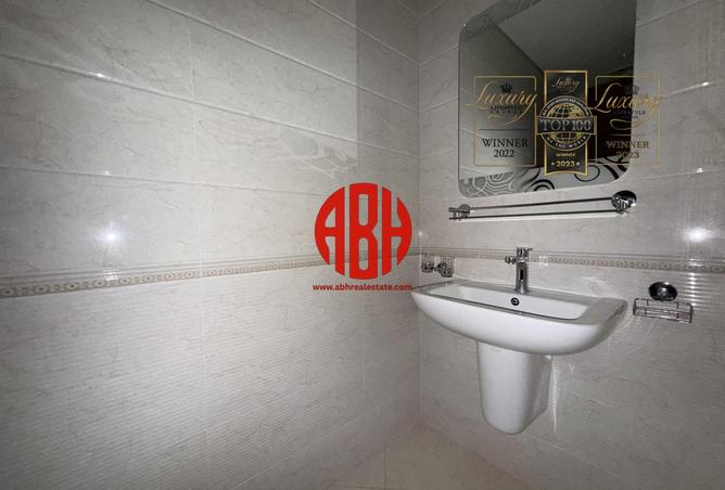 61113294 - Property Image 3