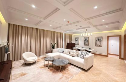 Apartment - 2 Bedrooms - 3 Bathrooms for sale in East Porto Drive - Porto Arabia - The Pearl Island - Doha Apartment - 2 Bedrooms - 3 Bathrooms for sale in East Porto Drive - Porto Arabia - The Pearl Island - Doha