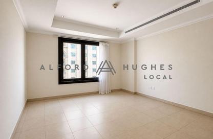 Apartment - 1 Bedroom - 2 Bathrooms for rent in West Porto Drive - Porto Arabia - The Pearl Island - Doha