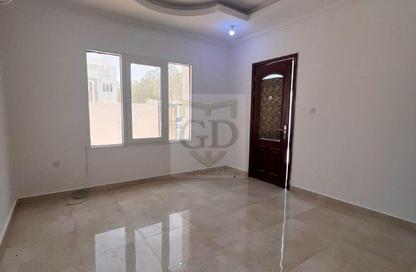 Apartment - Studio - 1 Bathroom for rent in Wadi Al Shaheeniya Street - Ain Khaled - Doha