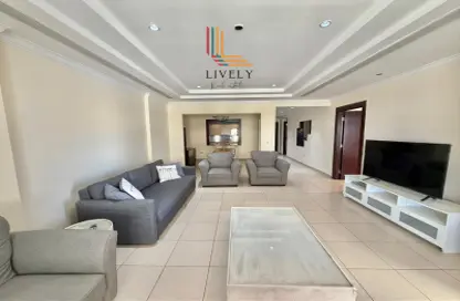 Apartment - 1 Bedroom - 2 Bathrooms for rent in East Porto Drive - Porto Arabia - The Pearl Island - Doha