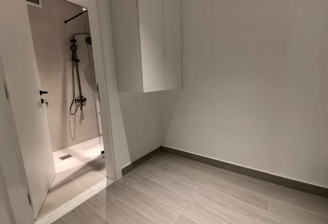 duplex premium apartment 2 bedroom thumbnail 24