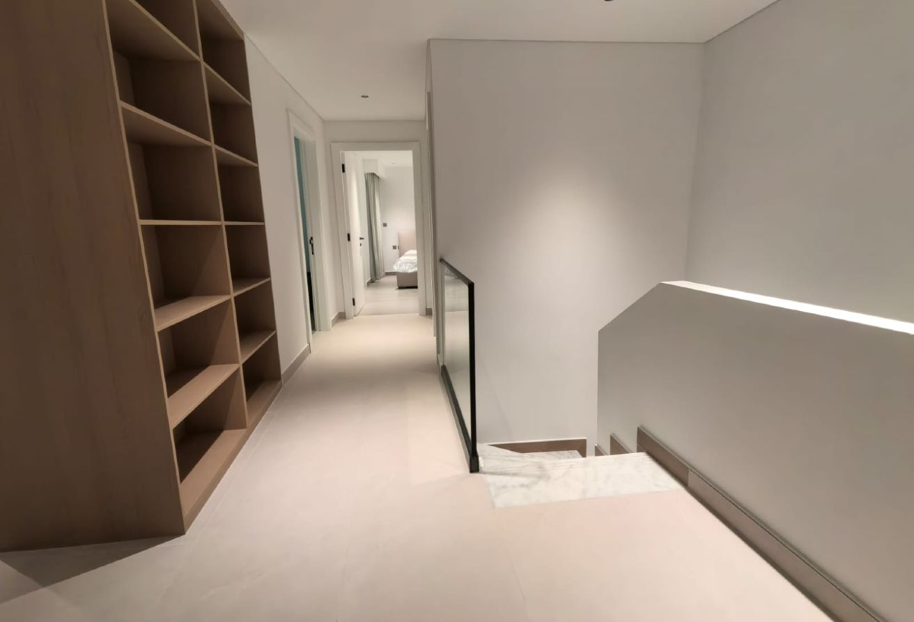 duplex premium apartment 2 bedroom thumbnail 14