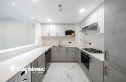 Apartment - 2 Bedrooms - 4 Bathrooms for sale in Lusail Residence - Marina District - Lusail