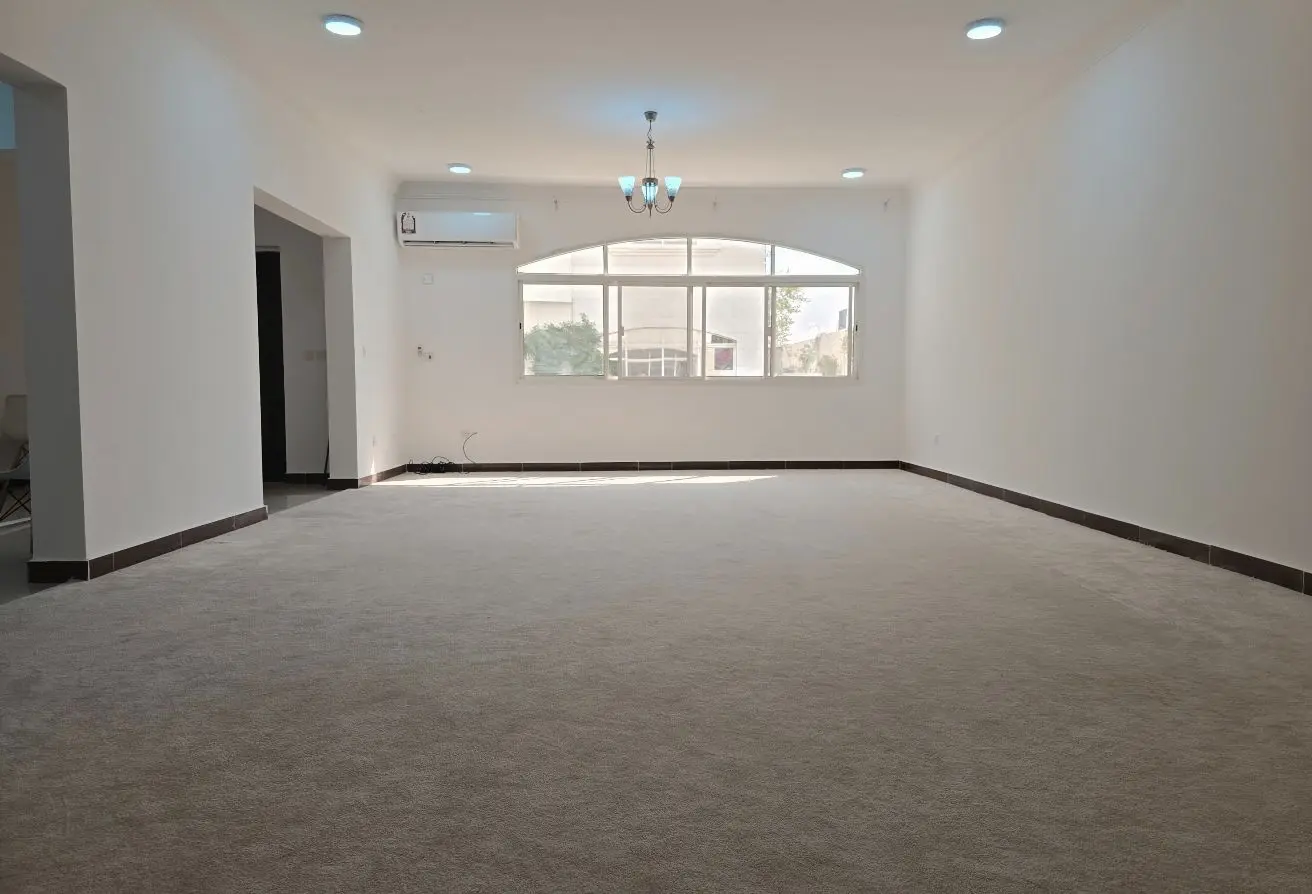 63474108 - Property Main Image