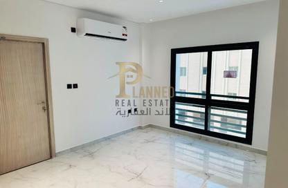 Apartment - 2 Bedrooms - 2 Bathrooms for rent in Al Muntazah - Doha