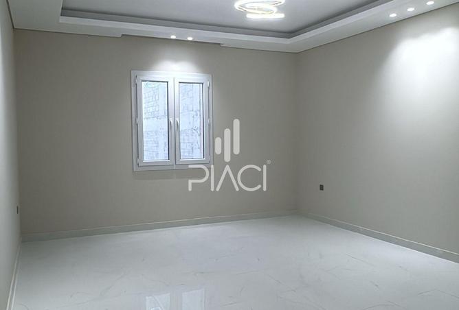 53004183 - Property Image 3