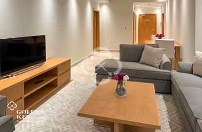 Apartment - 1 - 2 for rent in Zig Zag Tower B - Zig Zag Towers - West Bay - Doha