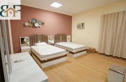 Apartment - 2 Bedrooms - 2 Bathrooms for rent in Al Mansoura - Al Mansoura - Doha