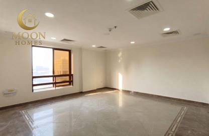 Apartment - 1 Bedroom - 1 Bathroom for rent in Musheireb - Musheireb - Doha