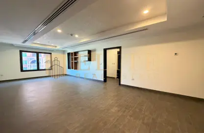 Apartment - 1 Bedroom - 2 Bathrooms for rent in East Porto Drive - Porto Arabia - The Pearl Island - Doha