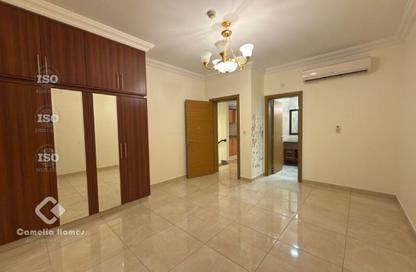 مجمع سكني - 4 - 5 للايجار في شارع  بو هامو - أبو هامور - الدوحة