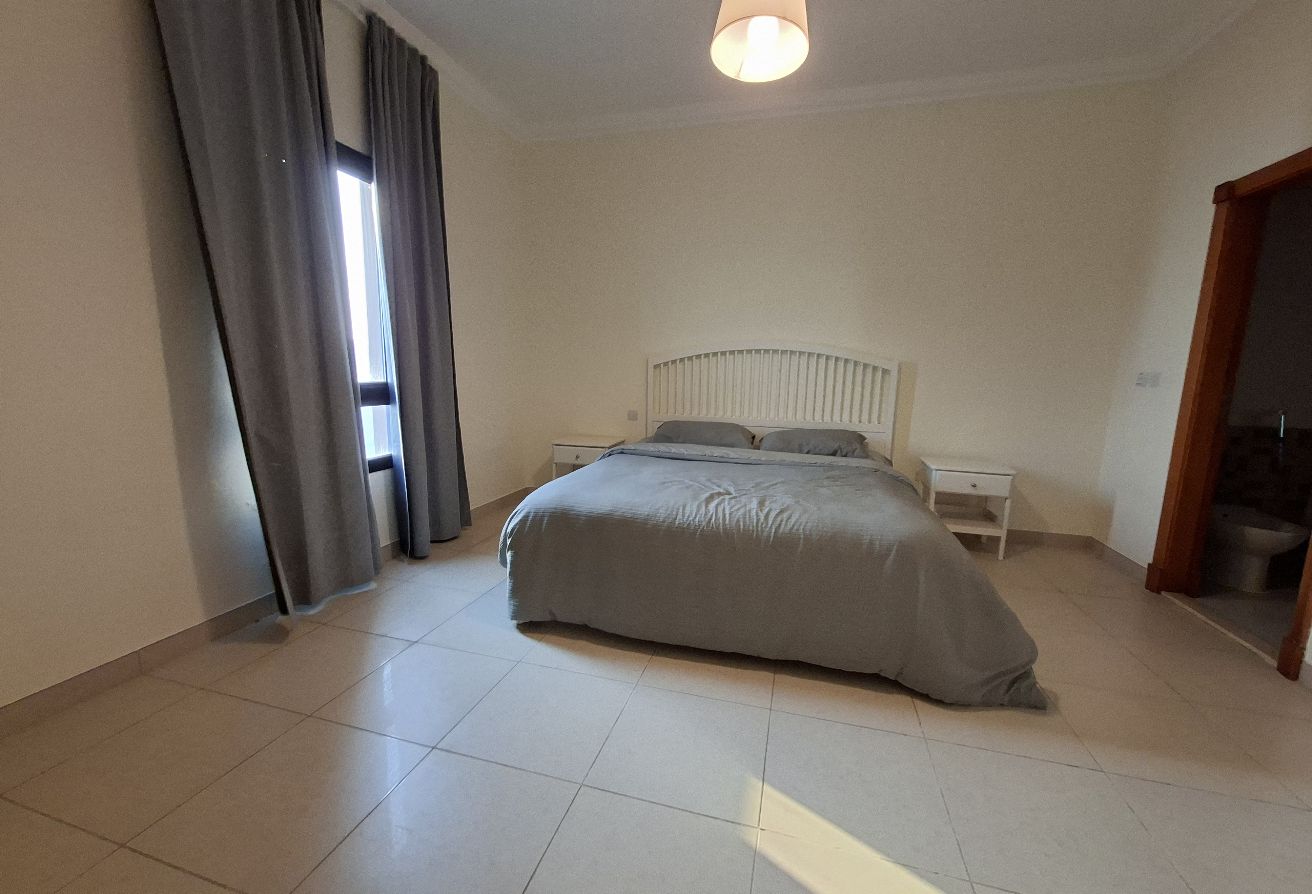 furnished 1bhk apartment in Porto Arabia Full Sea thumbnail 8