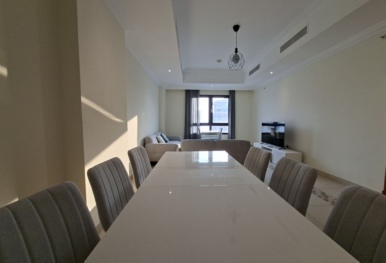 furnished 1bhk apartment in Porto Arabia Full Sea thumbnail 10