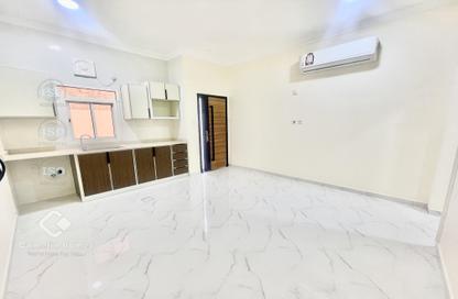 Apartment - 1 Bedroom - 1 Bathroom for rent in OPT-TCHR - Al Gharrafa - Al Gharrafa - Doha Apartment - 1 Bedroom - 1 Bathroom for rent in OPT-TCHR - Al Gharrafa - Al Gharrafa - Doha