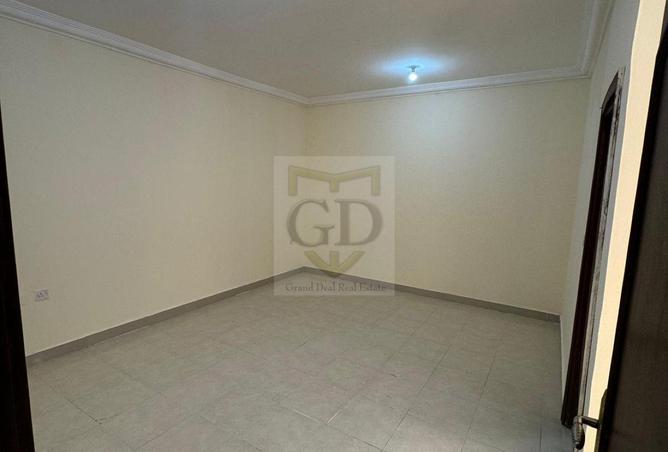 52497821 - صورة العقار 3