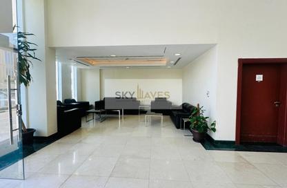 Office Space - 3 Bedrooms - 3 Bathrooms for rent in Al Morouj Inn Hotel - Corniche Road - Corniche Road - Doha