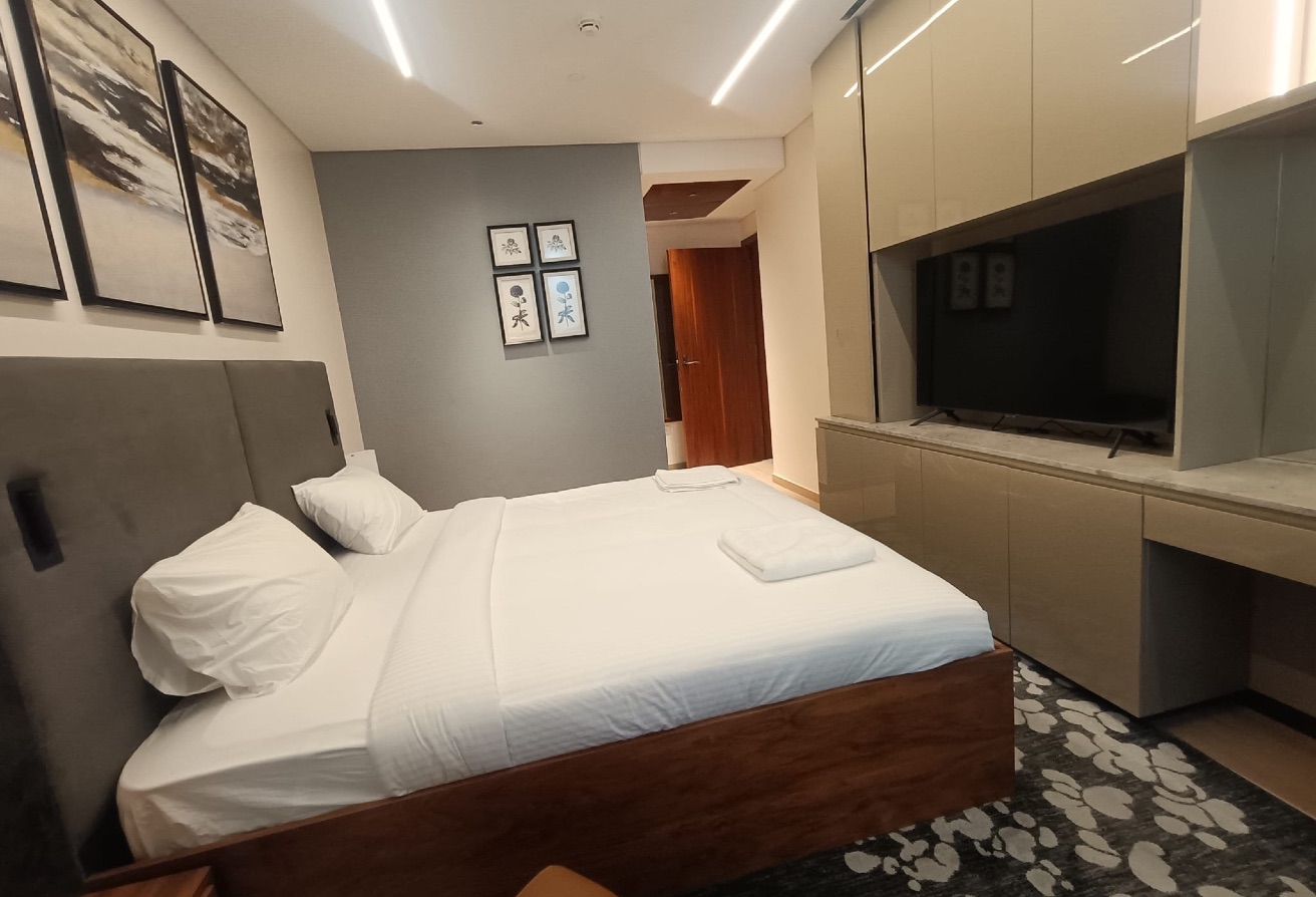 Luxury 3BHK | 2 Months Free| Qatar cool Included thumbnail 7
