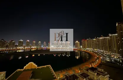 شقة - 3 غرف نوم - 4 حمامات للايجار في فيفا بحرية شرق - فيفا بحرية - جزيرة اللؤلؤة - الدوحة