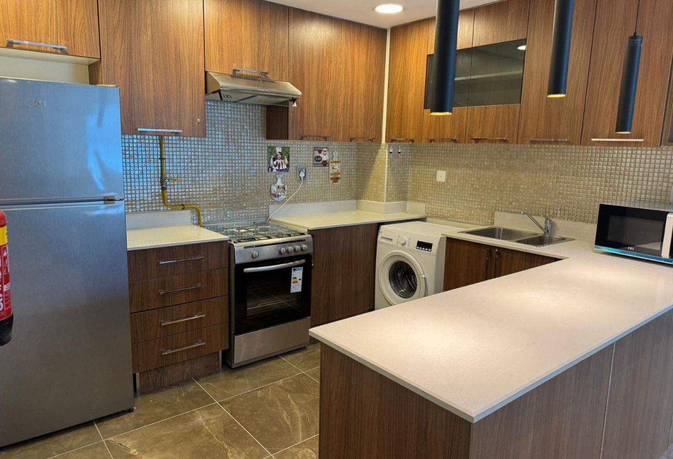 Luxury Furnished 2-Bedroom Apartment with Lusail thumbnail 10
