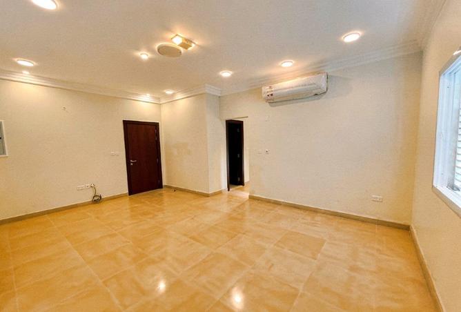 1004863 - Property Main Image