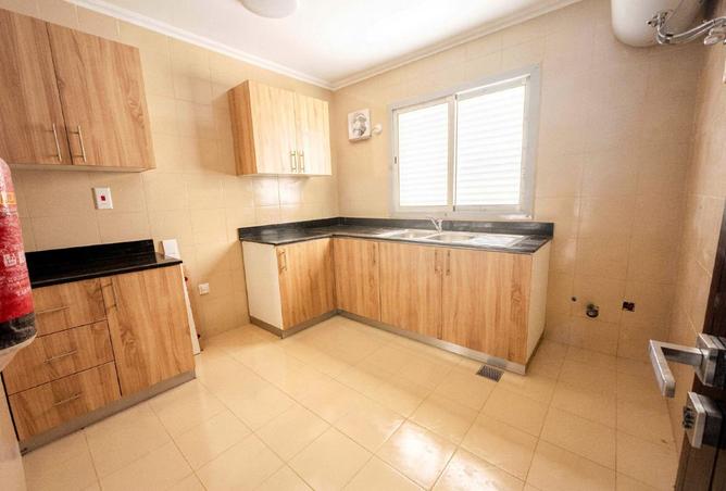 1004863 - Property Image 2