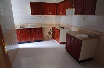 Apartment - 2 Bedrooms - 2 Bathrooms for rent in Al Nasr Street - Al Nasr - Doha