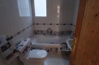 Apartment - 2 Bedrooms - 2 Bathrooms for rent in Al Nasr Street - Al Nasr - Doha