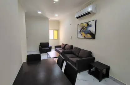 Apartment - 3 Bedrooms - 3 Bathrooms for rent in Al Nasr Street - Al Nasr - Doha