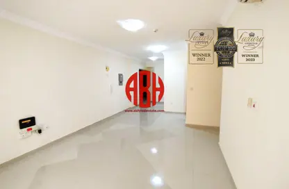 Apartment - 2 Bedrooms - 2 Bathrooms for rent in Anas Street - Fereej Bin Mahmoud North - Fereej Bin Mahmoud - Doha