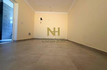 Villa - 7+ Bedrooms - 2 Bathrooms for rent in Umm Salal Mahammad - Umm Salal City - Doha