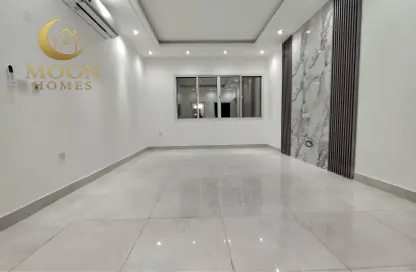 Apartment - 2 Bedrooms - 3 Bathrooms for rent in Al Mansoura - Al Mansoura - Doha