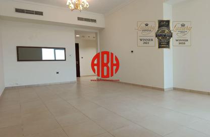 Apartment - 2 Bedrooms - 3 Bathrooms for rent in Lusail Marina Heights - Marina District - Lusail