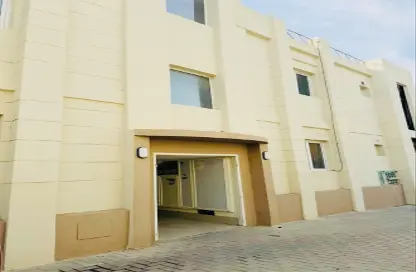 Apartment - 3 Bedrooms - 3 Bathrooms for rent in Salwa Road - Doha
