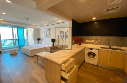 Apartment - Studio - 1 for rent in Viva West - Viva Bahriyah - The Pearl Island - Doha
