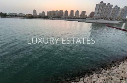 Apartment - 2 Bedrooms - 3 Bathrooms for sale in East Porto Drive - Porto Arabia - The Pearl Island - Doha Apartment - 2 Bedrooms - 3 Bathrooms for sale in East Porto Drive - Porto Arabia - The Pearl Island - Doha
