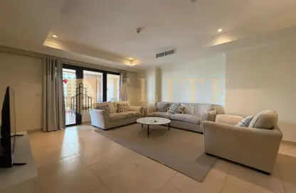 Apartment - 1 Bedroom - 2 Bathrooms for rent in Porto Arabia Townhouses - Porto Arabia - The Pearl Island - Doha
