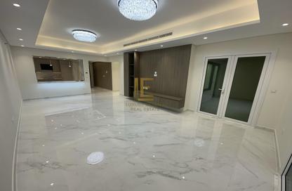 Apartment - 2 Bedrooms - 3 Bathrooms for sale in West Porto Drive - Porto Arabia - The Pearl Island - Doha