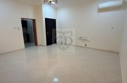 Apartment - Studio - 1 for rent in Maamoura Villas - Al Maamoura - Doha