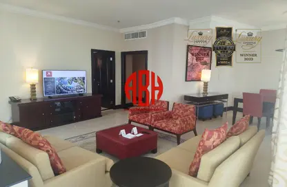 Apartment - 3 Bedrooms - 4 Bathrooms for rent in West Bay Tower - West Bay - West Bay - Doha Apartment - 3 Bedrooms - 4 Bathrooms for rent in West Bay Tower - West Bay - West Bay - Doha