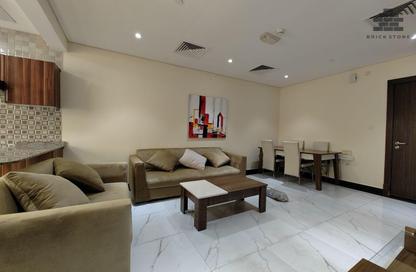 Apartment - 1 Bedroom - 1 Bathroom for rent in Salaja Street - Doha Al Jadeed - Doha