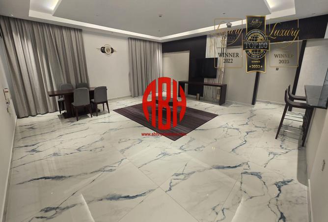 57304895 - Property Image 2