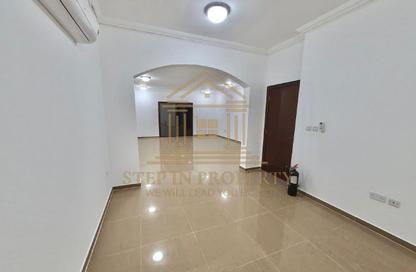 Villa - 3 Bedrooms - 4 Bathrooms for rent in Al Nuaija Street - Al Hilal West - Al Hilal - Doha