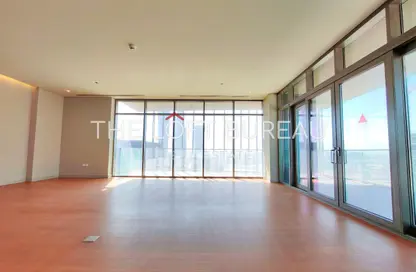 Apartment - 2 Bedrooms - 3 Bathrooms for sale in Seef Lusail Tower 1 - Seef Lusail - Lusail City - Lusail