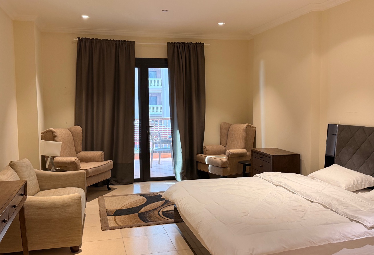 Large 1BR | Fully Furnished | The Pearl thumbnail 9
