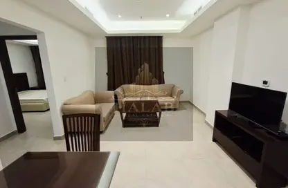 Apartment - 1 Bedroom - 1 Bathroom for rent in Umm Ghwailina Comm - Umm Ghuwalina - Umm Ghuwailina - Doha
