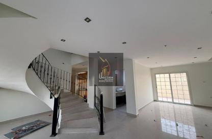 مجمع سكني - 5 غرف نوم - 5 حمامات للايجار في شارع الوعب - الوعب - الدوحة