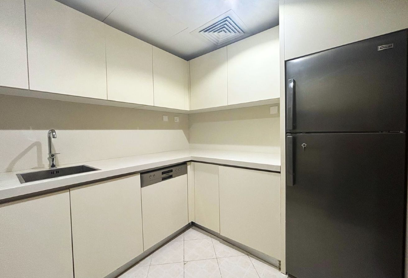 NEAT AND CLEAN 3 BHK + BALCONY | AMENITIES ACCESS - apartment in Fox Hills South