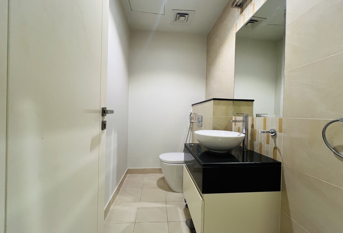 Modern 2BR Apartment | Lusail Marina thumbnail 16