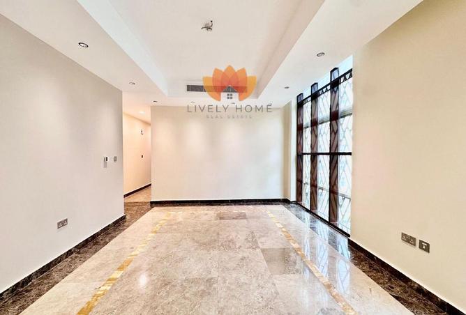 53666255 - Property Image 2